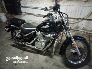  1 دراجة نارية سوزوكي انترودر 2 سلندر موديل 2011 ترخيص لشهر 7