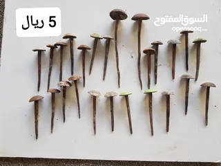  9 مقتنيات قديمة متنوعة