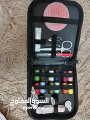  4 متفرقات و نثريات و إكسسوارات جديدة بحال الوكالة للبيع