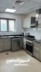  6 شقة سكنية للبيع في مسقط جراند مول مبنى 8 ممتازة وكبيره مؤثثة ونظيفة