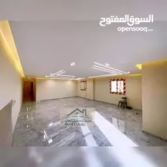  2 شقه بشارع نادي التنميه