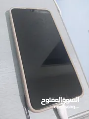  3 تلفون سامسنج جلكسي بحاله  الوكاله ممتاز للبيع لون احمر