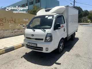  1 كيا بنجو موديل 2019  ثلاجة تجميد فحل كبينه وربع  فحص كامل جمرك جديد