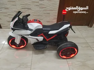  8 دراجه أطفال بحالة ممتازه