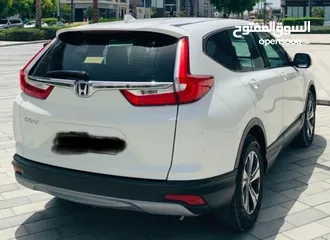  4 Honda crv 2018 gcc clean title