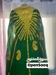  4 فستان زفاف للبيع