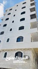  6 شقق سكنيه للبيع