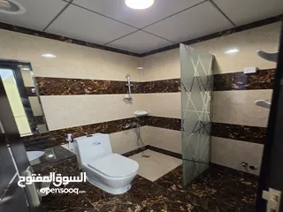  5 للايجار الشهري شقة 3 غرف و صالة مع 3 حمامات بدون فرش في عجمان منطقة الروضة