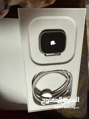  1 ابل واتش الترا مع كرتونه وقشاطين وشاحنها شبه جديد بطاريه 97