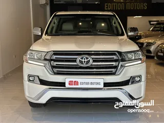  5 2018 LAND CRUISER GXR V8