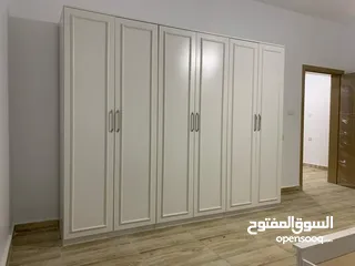  18 خزائن ملابس خشب لامنيت 18م الون حسب الطلب جميع المقاسات مع إمكانية تغير الون