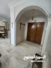  4 بيت مستقل في منطقه طبربور قرب دوار المشاغل اسكان القوات المسلحة