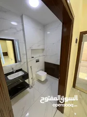  17 لقطه ضاحية الرشيد 160م طابق أول بسعر مغري جدااا من المالك مباشرة مجدده بالكامل