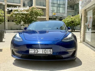  2 تيسلا 3 لونغ رينج دبل موتور دفع رباعي فحص كامل كلين ممشى قليل تحت كفالة الشركه البيع بدون الرقم