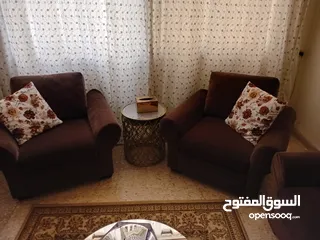  12 عفش بيت بالكامل للبيع بحالة ممتازة جدآ لداعي السفر
