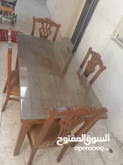  1 طاوله سفره خمس كراسي لون جوزي بحاله الوكاله معها زجاج سكيروليت للبيع بسعر 85 دينار