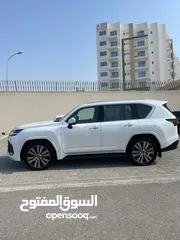  3 لكزس LX600 رقم 1 فل ابشن ( خليجي) 7 كراسي 25 سماعه ابواب شفط