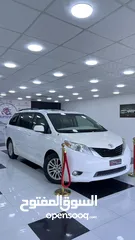  3 TOYOTA SINA STATION WAGIN xle 2012