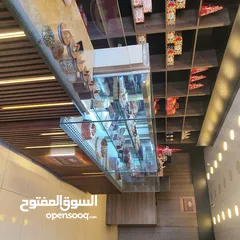  8 محل حلويات وايس كريم  للبيع