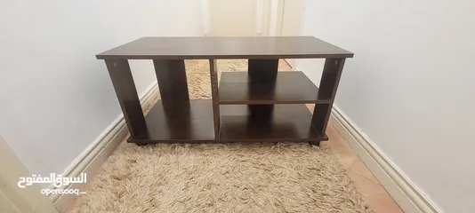  1 Wooden Table طاولة خشبية