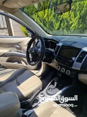  3 ميتسوبيشي اوتلاندر 2008