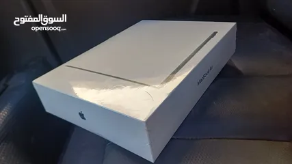  2 MakBook  Air