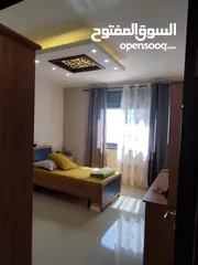  2 ثلاث غرف نوم غير مفروشة للايجار سردا