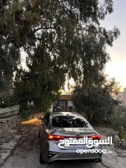  2 كيا سيراتو القصة الجديدة قصة 2019 ، ترخيص 2018 ، فئة GT ، إمكانية البيع نص كاش ونص شيكات او البدل