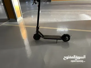  1 Budi scooter