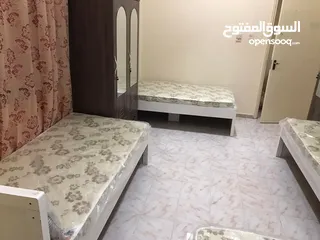  4 غرف مشاركة