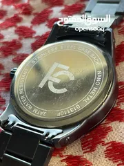  4 ساعة فيروتشي شغالة بحالة جيد جدا حجم القطر 44 تقريبا ،موجود خدمة توصيل لجميع المناطق