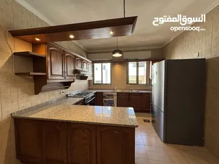  16 شقة 3 غرف نوم باطلالة رائعة في عبدون  ( Property 43136 )-175084200