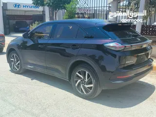  3 نيتا يو برو 2022 لون باذنجاني حره