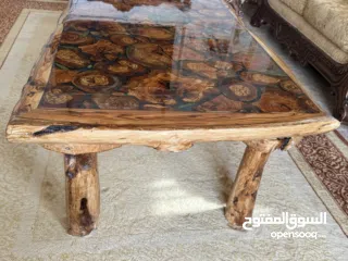 9 طاولة من خشب  الزيتون. صنع يدوي