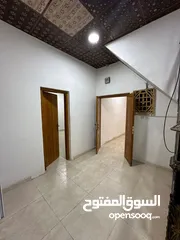  4 دار تجاري للايجاز في منطقة حي صنعاء مقابيل مول شنشل مساحة 300 متر
