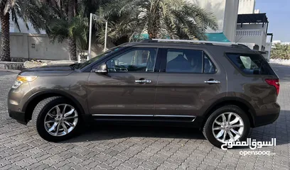  4 Ford Explorer Limited 2015