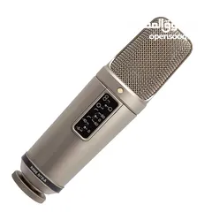 1 RØDE NT2-A microphone is designed and made in Australia