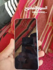  1 HONOR X9c Smart 12رام 12اضافي        256 جيجا وكتله الجهاز وشرا ما بقصر معو