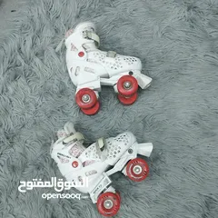  14 سكيتات VIP   عجال مطاط هيكل بلاستيك مقوى شفرات حديد .
