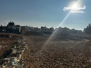  11 قطعة أرض مستوية مميزة قُرب بيت ساحور و تبعد 7 دقائق عن مزموريا قُرابة الدونمين ( 1940 م2 ) منطقة أ