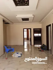  6 شقة للبيع في ام اذينة