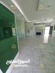  15 شقة فارغة للايجار في اجمل مواقع دابوق 2 نوم طابق اول من فيلا مع اطلالة مميزة