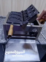  15 عدة وافل وكريب و ماكينة بوظة على الصاج وثلاجة ومطبخ لاتيه وفلتر ونثريات