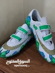  1 بوط رياضي أصابع
