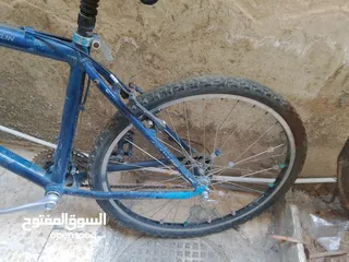  5 بسكليت جنط 26 بسعر 40 دينار
