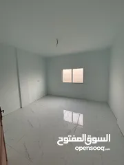  17 بيت طابقين للبيع في الحي الغربي  طابق ارضي بناء من 10الى 16 سنة  طابق اول بناء قبل 3شهور فقط