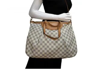  1 LOUIS VUITTON Siracusa GM Damier Azur Shoulder Bag White In good condition  شنتة لويس فيتون