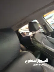  2 سانتافي 2014 لون ابيض 4*4 ماتور 2000 ديزلكاش 73000 ممكن دفعه لا تقل عن 40000 وشكات مع فرق بالسعر