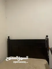  3 تخت بحالة الجديد مفرد ونص خشب زان مع فرشه