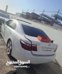  1 قطع غيار لكزس LS 460 من 2007 إلى 2014